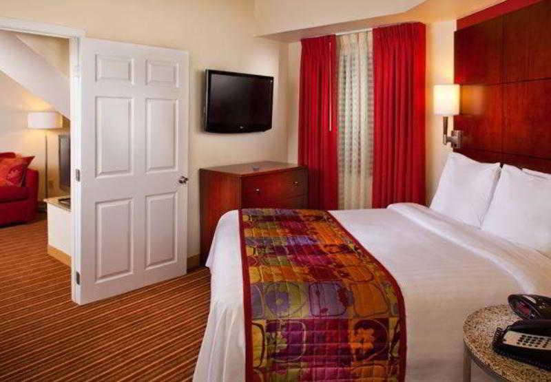 Sonesta Simply Suites Memphis East Poplar Pike Esterno foto