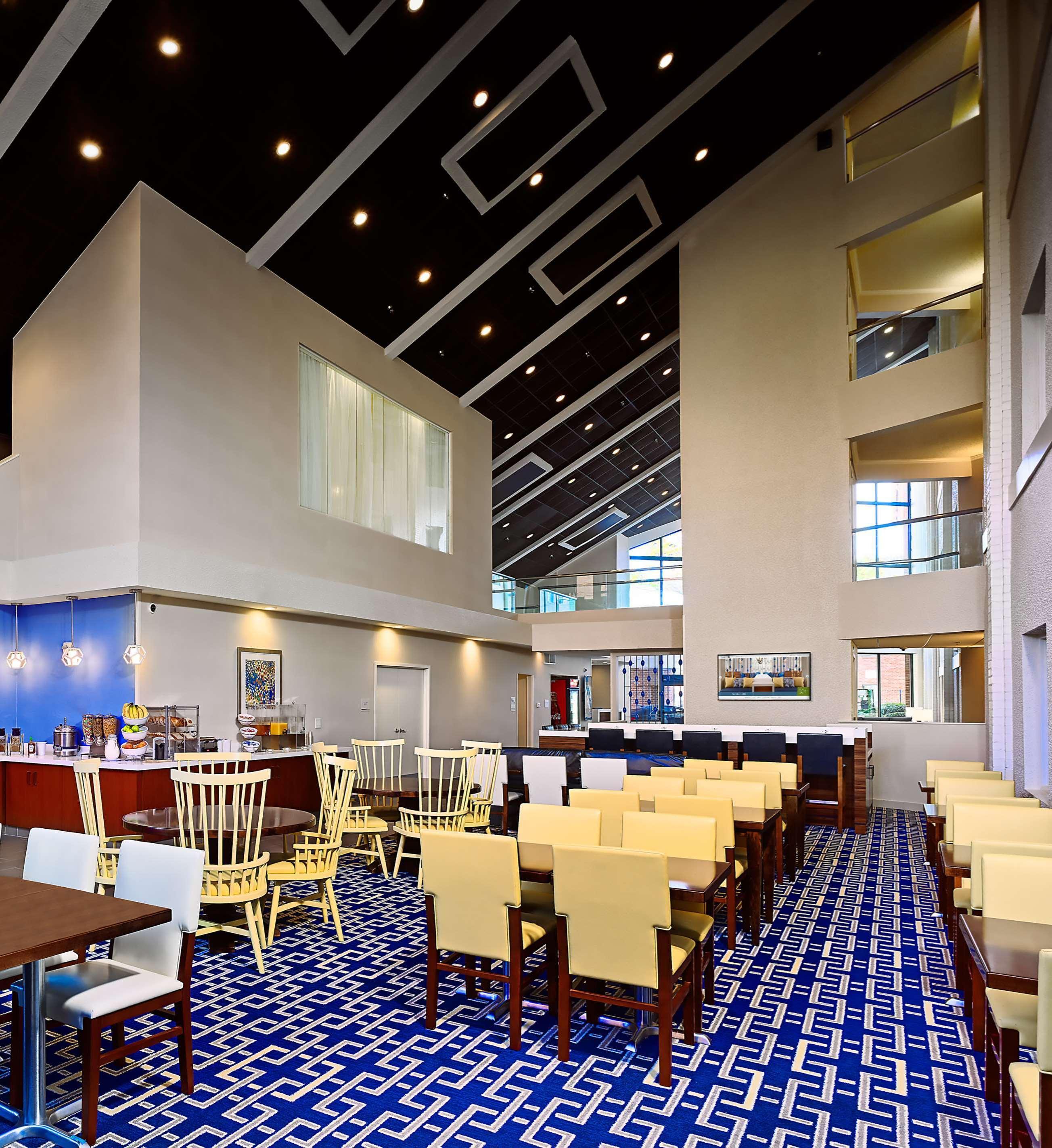 Sonesta Simply Suites Memphis East Poplar Pike Esterno foto