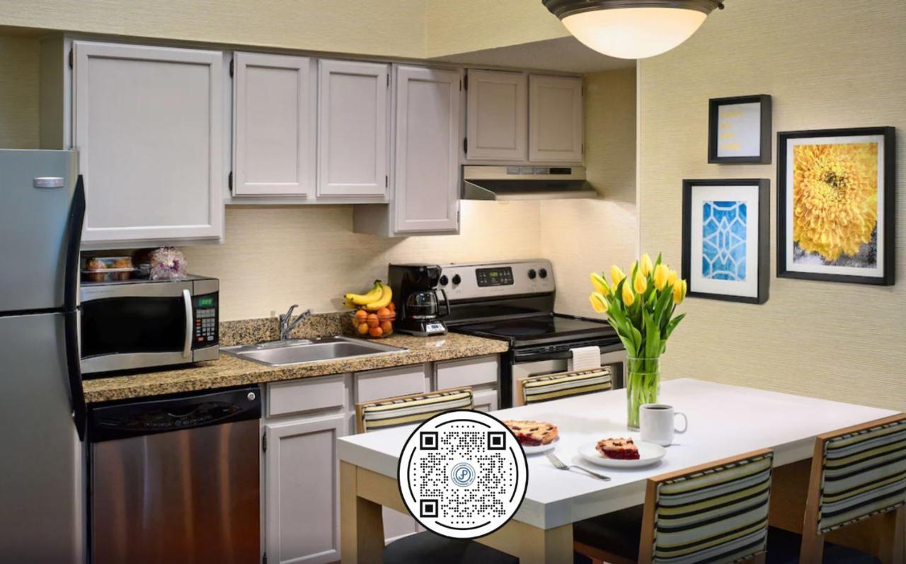 Sonesta Simply Suites Memphis East Poplar Pike Esterno foto