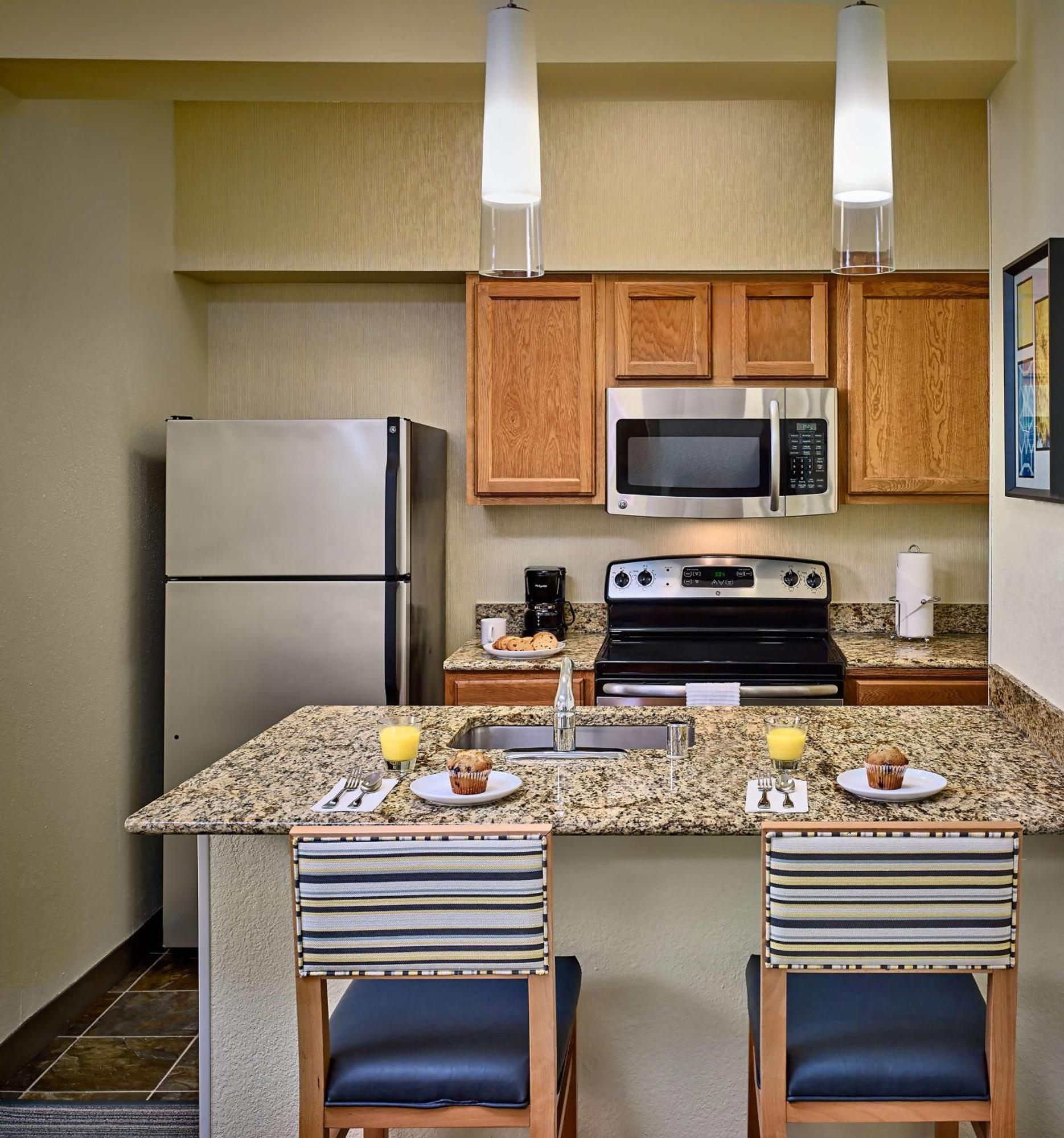 Sonesta Simply Suites Memphis East Poplar Pike Esterno foto