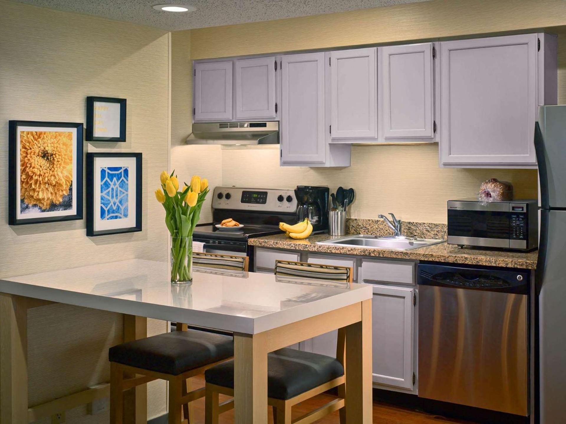 Sonesta Simply Suites Memphis East Poplar Pike Esterno foto