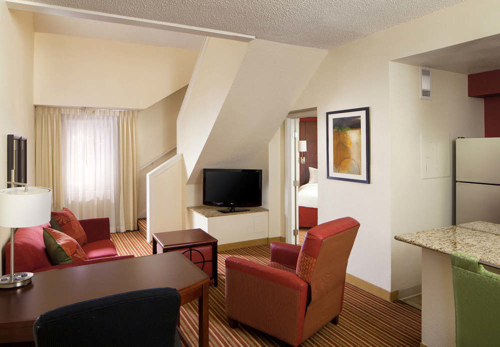 Sonesta Simply Suites Memphis East Poplar Pike Esterno foto