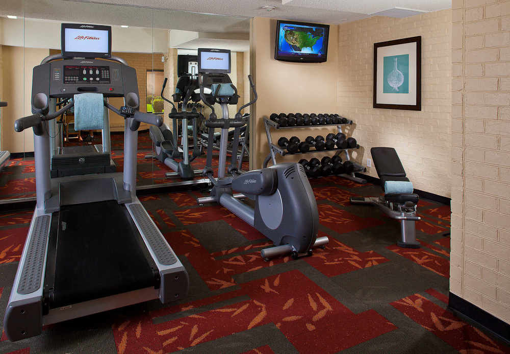 Sonesta Simply Suites Memphis East Poplar Pike Esterno foto