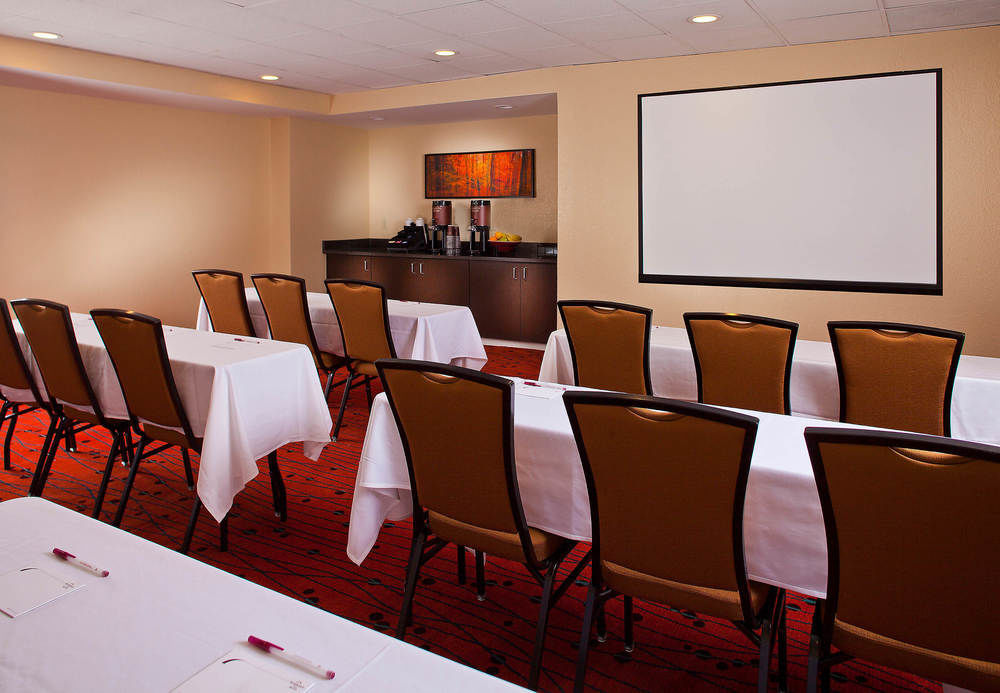 Sonesta Simply Suites Memphis East Poplar Pike Esterno foto